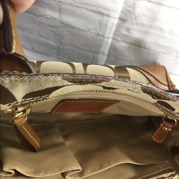 Authentic coach purse - Picture 6 of 7